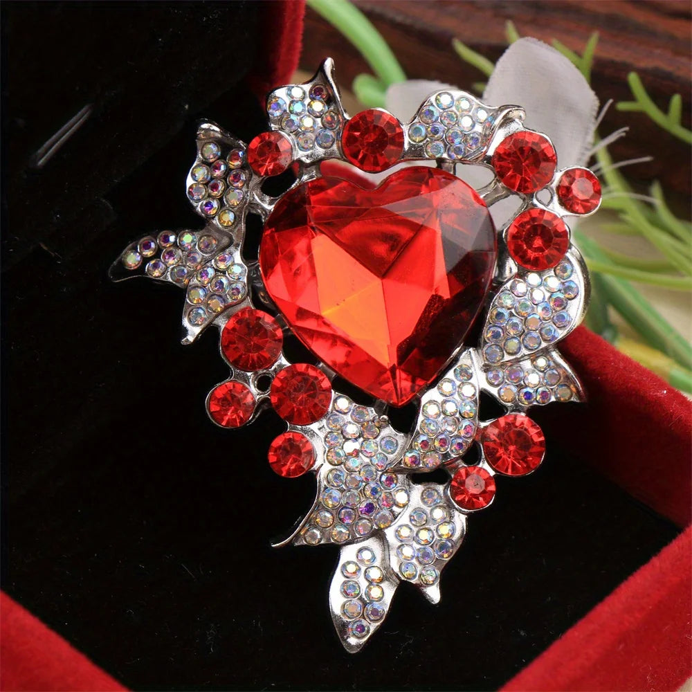 Baroque Luxury Beautiful Openwork Heart Design Brooch for Men and Women, Jewelry Accessories, Wedding Holiday Party Couple Gift