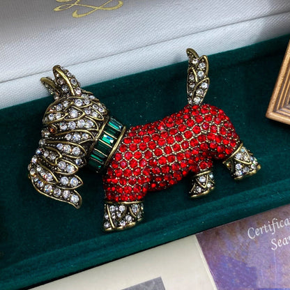Classic Baroque Style Heavy Industry Crystal Castal Castle Carriage Brooch For Women Vintage Rhinesone Clock Pin Badges