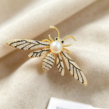 Delicate Insect Brooch for Women Little Bee Lapel Pins Crystal Rhinestone Brooch Jewelry Gifts 2026 New