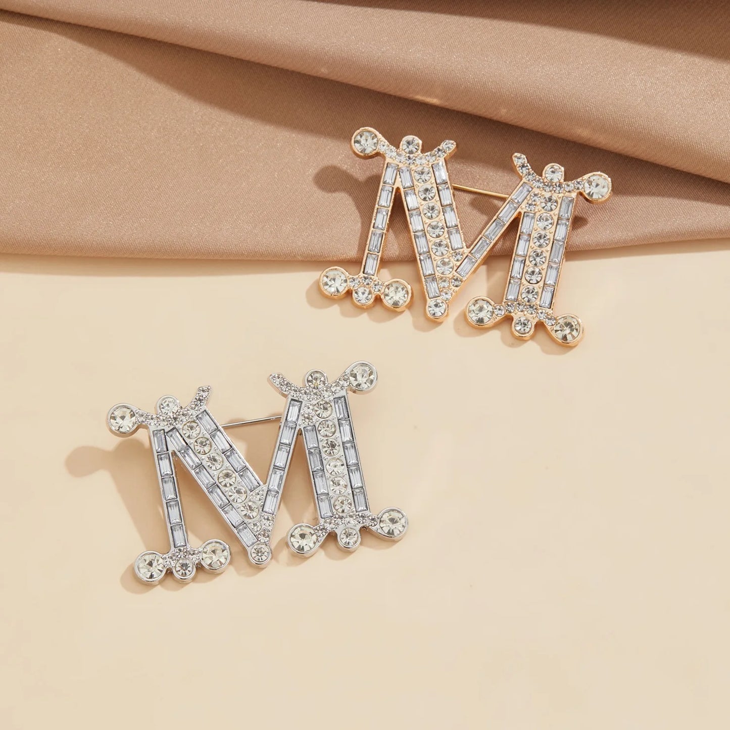 M Letter Suit with Diamond Brooch Fashionable Women's Design Corsage High-end Versatile Clothing Accessories Brooches for Women