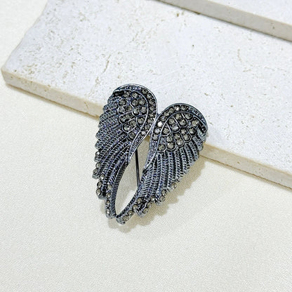 Dark Wing Brooch Personalized Suit Angel Wings Accessory Men's Fashion High-end Inlaid Rhinestones Brooch Chest Flower Jewelry