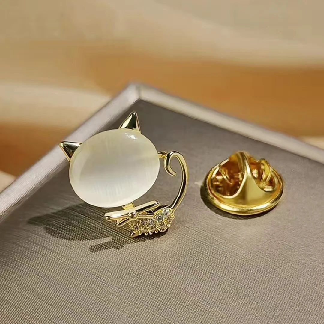 Cute Mini Brooch Pins Colorful Crystal Fruit Bowknot Flower Neckline Lapel Pin for Women Girls Buckle Jewelry Gifts
