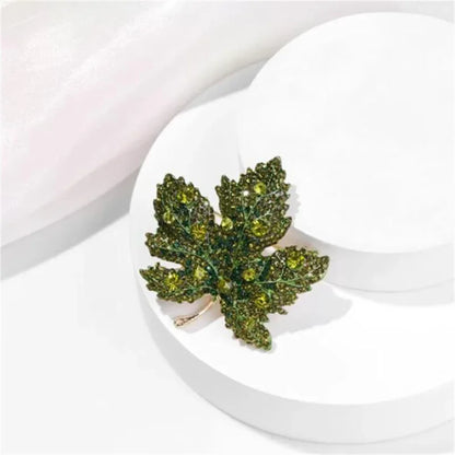 1pc Chic Maple Leaf Brooch with Shiny Rhinestones, Coconut Tree Plant Pin Jewelry Accessories - Great for Personal or Gift Use