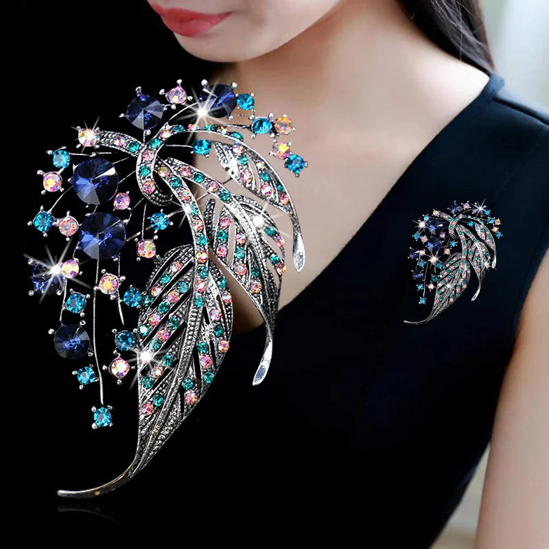 High-end Exquisite Colorful Hollow Leaf Brooch Coat Cardigan Suit Pin Brooch Female Elegant Atmosphere Clothing Accessories