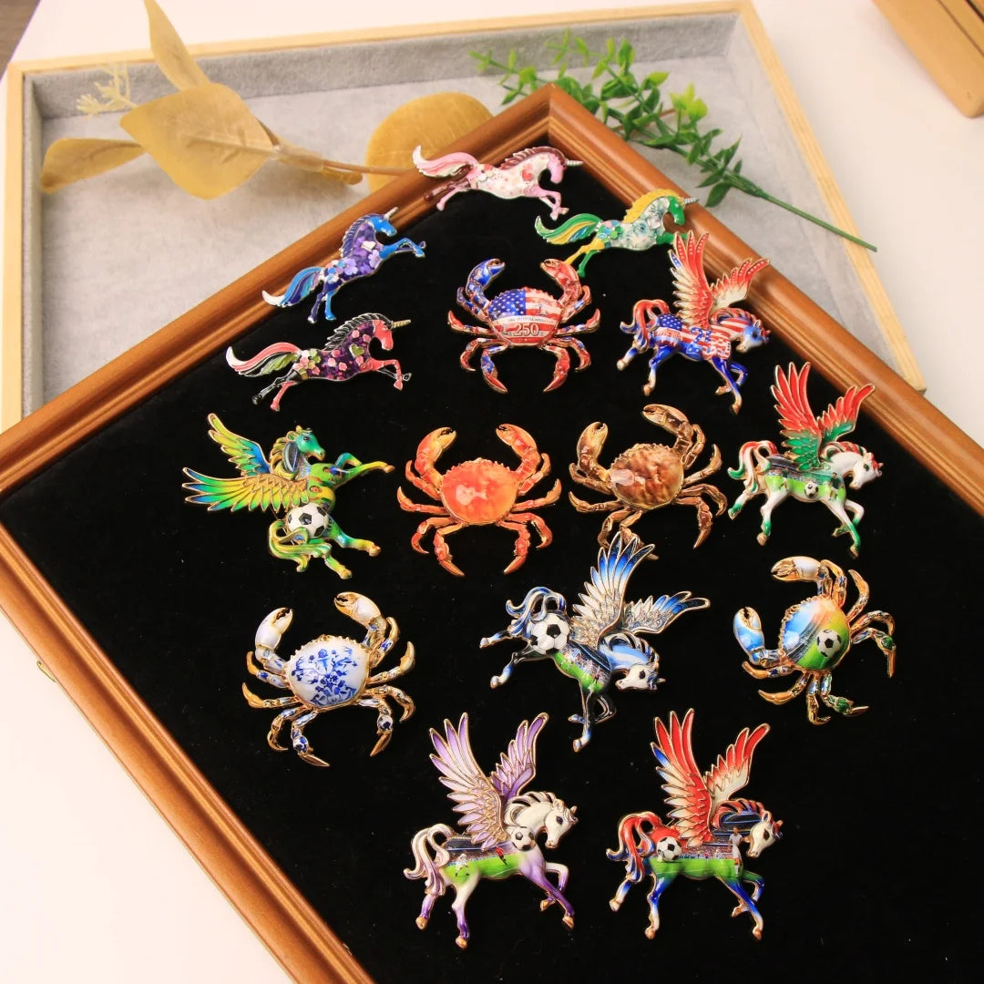 Baroque-style Luxury Enamel Alloy Crab-Design Brooch for Men and Women, Jewelry and Fashion Accessories