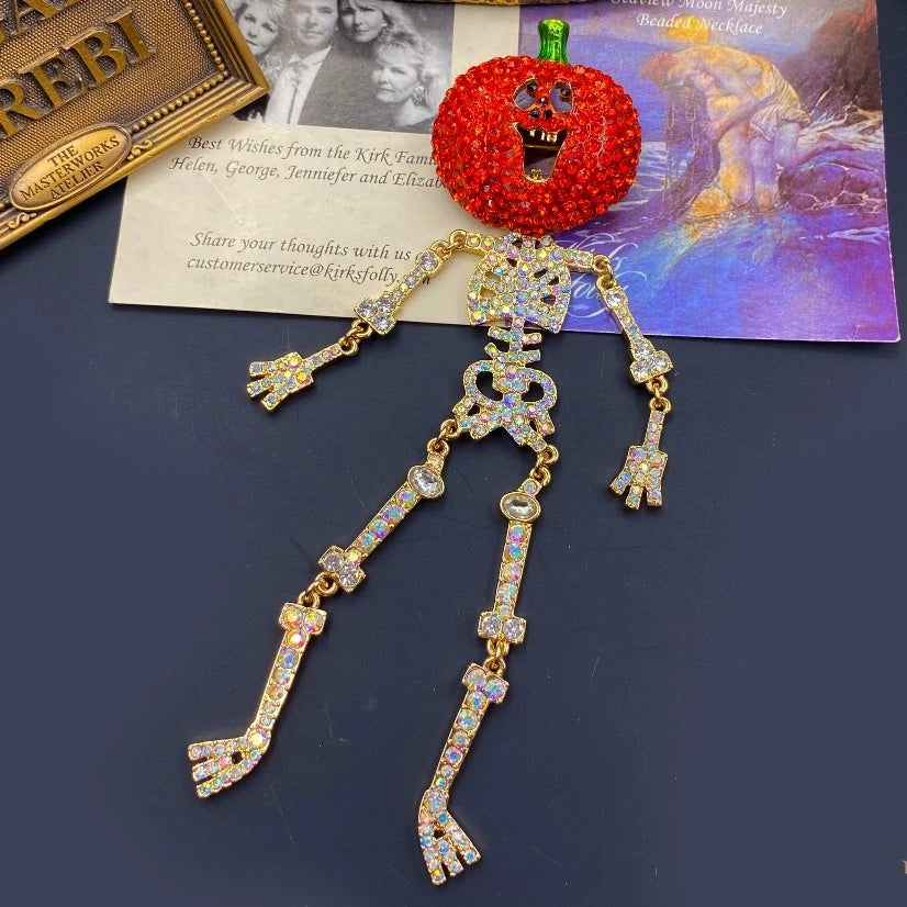 Classic Baroque Style Heavy Industry Crystal Castal Castle Carriage Brooch For Women Vintage Rhinesone Clock Pin Badges