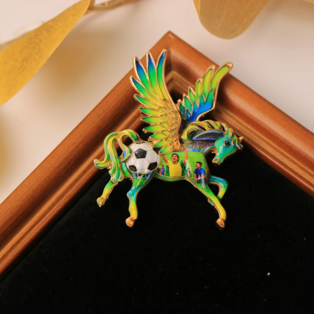Baroque-style Luxury Enamel Alloy Crab-Design Brooch for Men and Women, Jewelry and Fashion Accessories