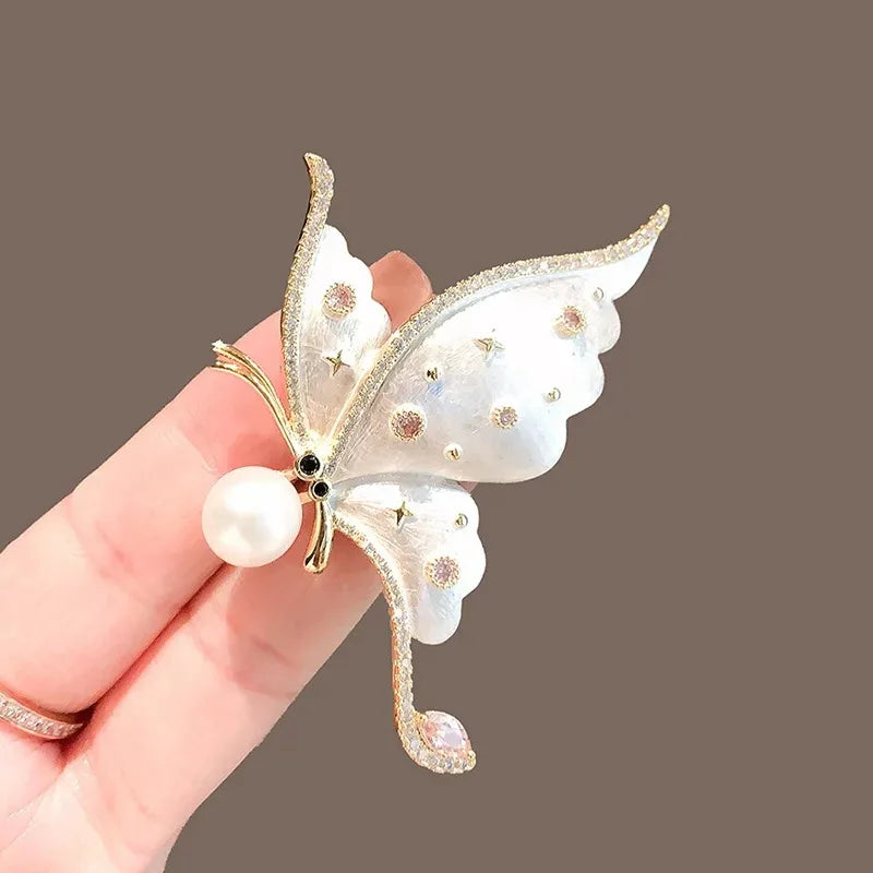Pearl Enamel Butterfly Brooch Black White Rhinestone Crystal Insect Lapel Pin For Women Men Party Jewelry Accessories Gift