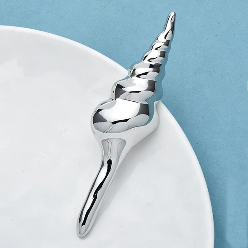 Wuli&baby Stainless Steel Conch Brooches For Women Unisex 2-color Summer Seashell Animal Casual Party Brooch Pin Gifts