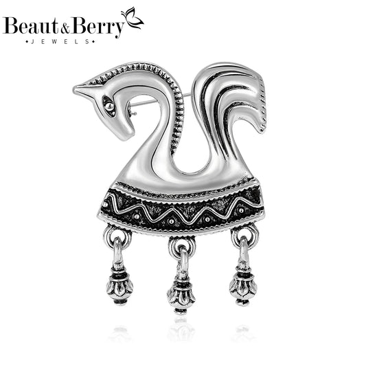 Beaut&Berry Vintage Glossy Horse Pendant Brooches for Women Animal Pins New Year Friends Party Decorated  Accessories Gifts