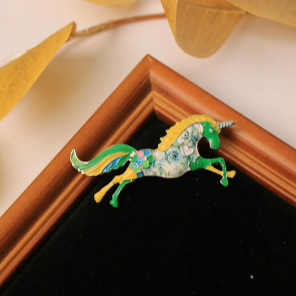 Baroque-style Luxury Enamel Alloy Crab-Design Brooch for Men and Women, Jewelry and Fashion Accessories