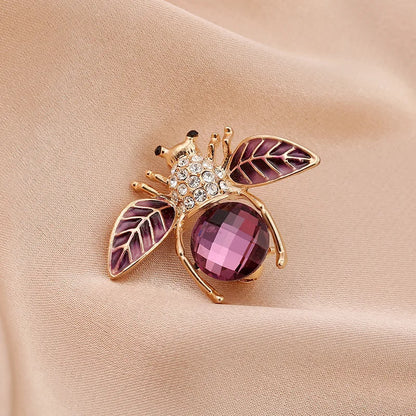 SKEDS Luxury Vintage Women Crystal Cute Enamel Bee Brooches Pins Baroque Pearl Insect Jewelry Brooch For Lady Badges Lapel Pins