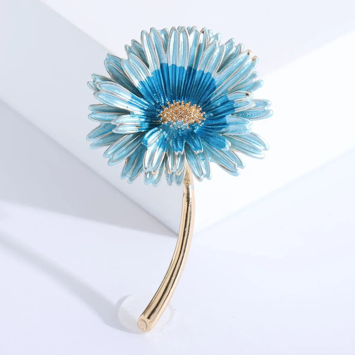 Enamel Chrysanthemum Pin for Women Sunflower Brooches Flower Leaf Pins Banquet Party Backpack Gifts Jewelry Accessories