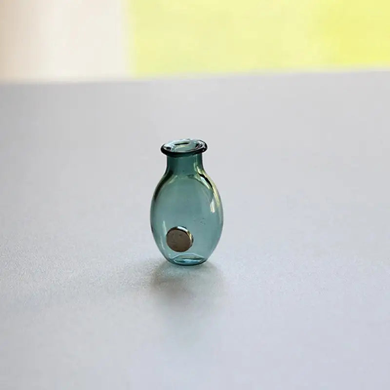。Fridge Magnets Place Flower Arrangements Decoration Mini Glass Vase Fridge Magnet Creative 3D Vase Micro Landscape Ornament