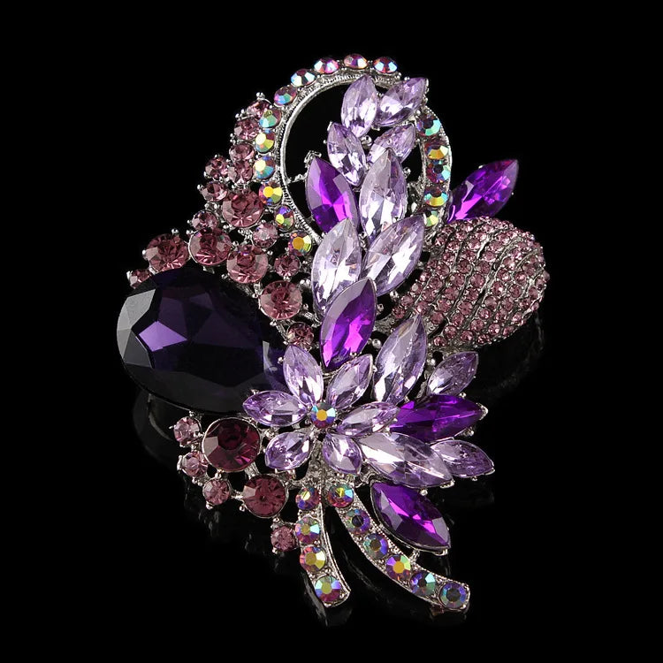 Baroque Luxury Beautiful Openwork Floral Design Brooch for Men and Women, Jewelry Accessories, Wedding Holiday Party Couple Gift