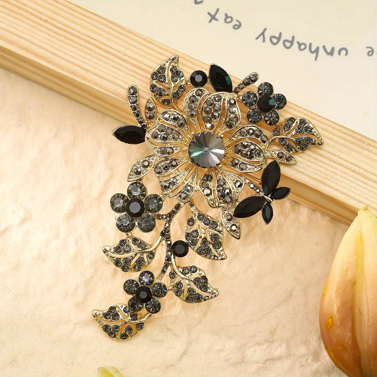 SKEDS Exaggerated Luxury Full Crystal Waterdrop Flower Brooch Pin For Women Men Shining Boutique Decoration Party Wedding Badges