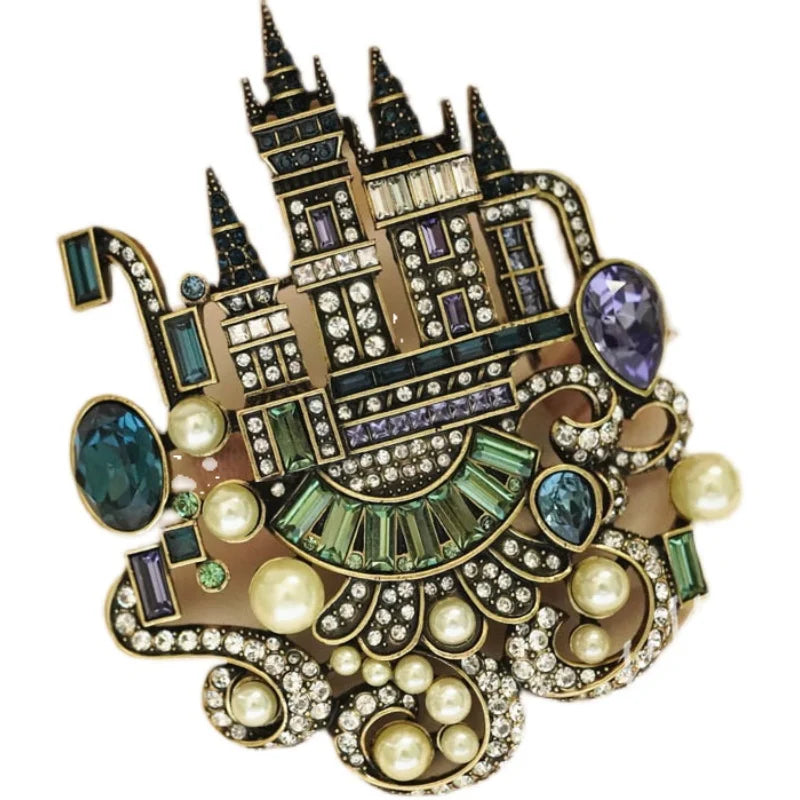 Classic Baroque Style Heavy Industry Crystal Castal Castle Carriage Brooch For Women Vintage Rhinesone Clock Pin Badges