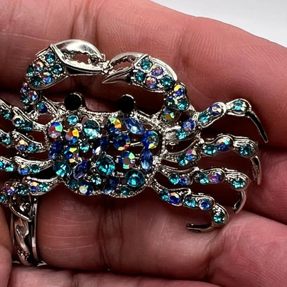 New fashion blue crystal crab brooch for women and men cute animal brooch fashion banquet jewelry holiday gift
