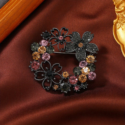 SKEDS High-end Women  Exquisite Crystal Flower Badges Pin Fashion Creative Luxury Rhinestone Shining Brooch Corsages