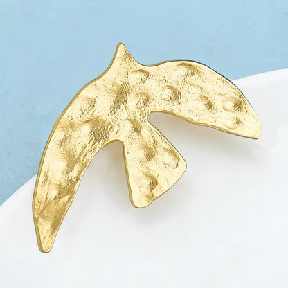 Wuli&baby Big Retro Pigeon Brooches For Women Unisex Simple Design Peaceful Dove Bird Party Casual Brooch Pins Gifts