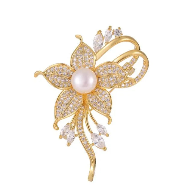 Fashion Rhinestone Rose Flower Brooches For Women Elegant Crystal Plant Lapel Pin Summer Wedding Party Gifts