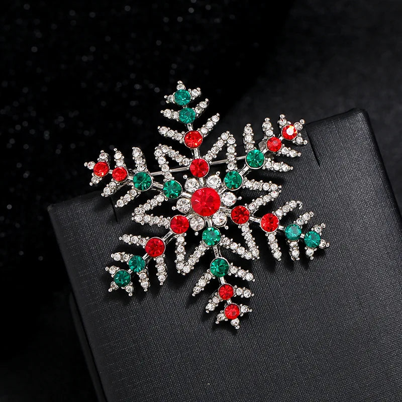 SKEDS Luxury Rhinestone Christmas Tree Snow Man Brooch For Women Men Exuqisite Fetival Enamel Badges Buckle Trendy Jewelry Pin