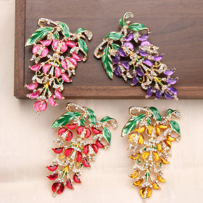 Luxurious and Beautiful Grape-Themed Brooches for Men and Women, Jewelry, Fashion Accessories, and Party Gifts