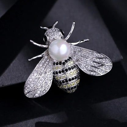SKEDS Luxury Vintage Women Crystal Cute Enamel Bee Brooches Pins Baroque Pearl Insect Jewelry Brooch For Lady Badges Lapel Pins