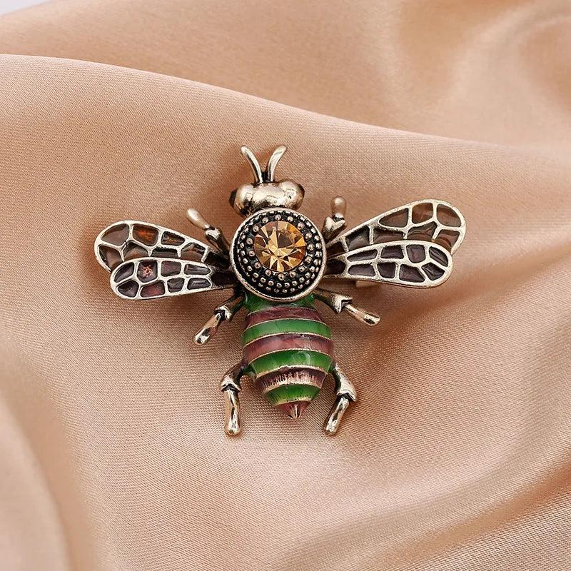 SKEDS Luxury Vintage Women Crystal Cute Enamel Bee Brooches Pins Baroque Pearl Insect Jewelry Brooch For Lady Badges Lapel Pins