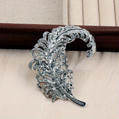 SKEDS Women Men Fashion Exquisite Crystal Feather Pearl Brooch Pin Elegant Classic Lady High-end Badges Accessories Gift