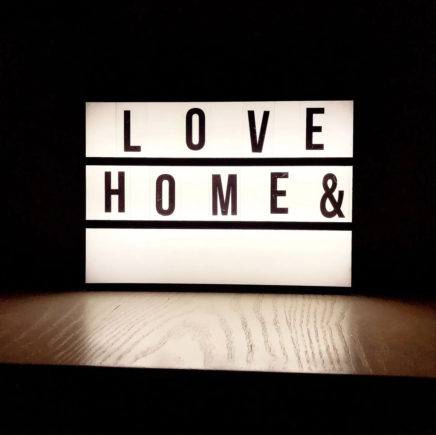 Ins Hot Sale 26 English Letter Led Light Design Lamp For Wedding Birthday Colorful Light Proposal Confession Surprise Night