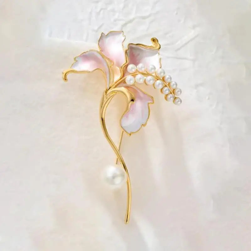 Purple Iris Flower Brooch For Women Shiny Pearl Enamel Pin Elegant Wedding Banquet Jewelry Gift