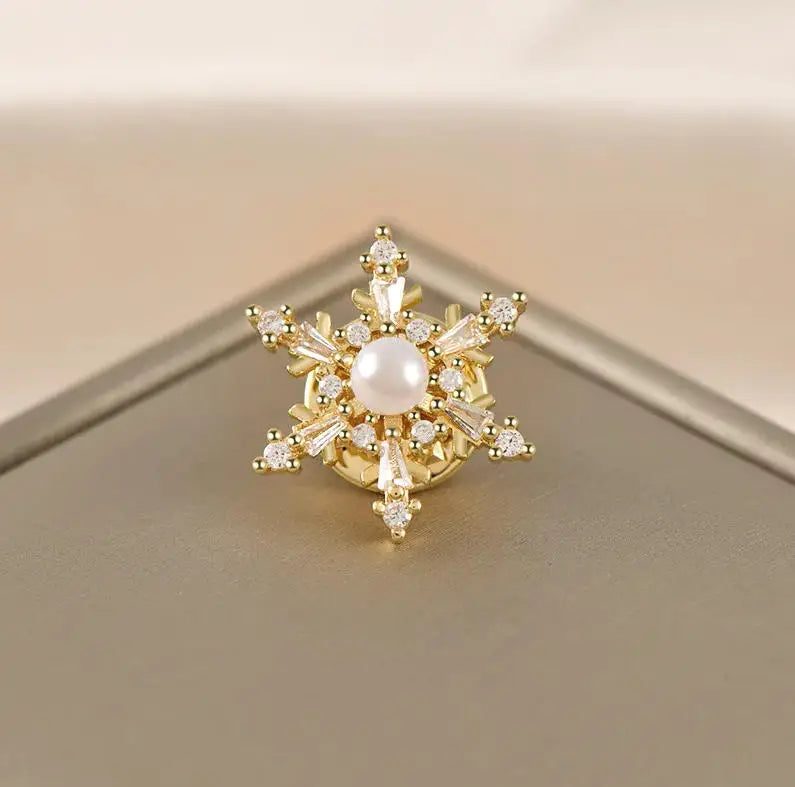 Cute Mini Brooch Pins Colorful Crystal Fruit Bowknot Flower Neckline Lapel Pin for Women Girls Buckle Jewelry Gifts