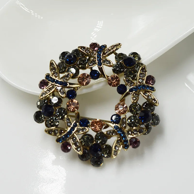 SKEDS High-end Women  Exquisite Crystal Flower Badges Pin Fashion Creative Luxury Rhinestone Shining Brooch Corsages
