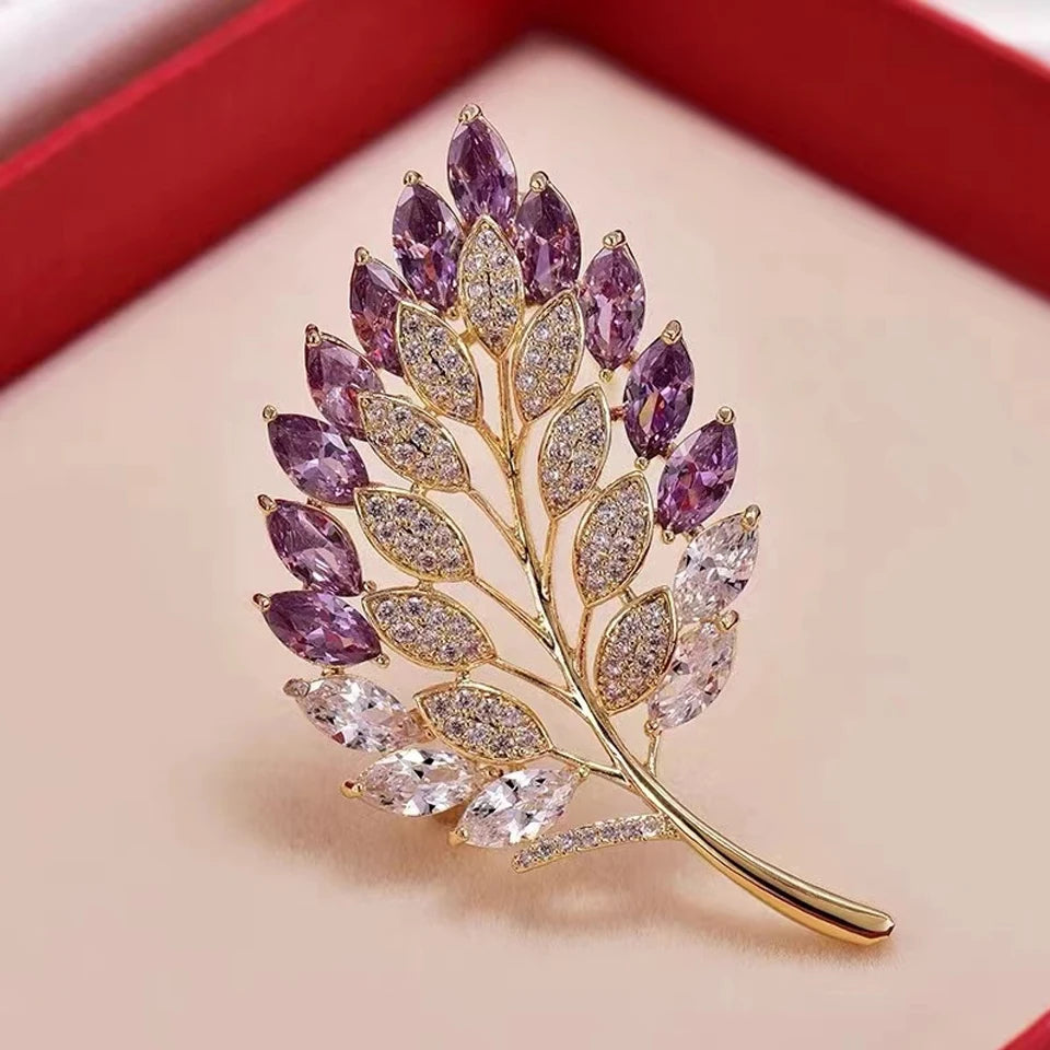 Trendy Red Maple Leaf Metal Brooches For Women Men Crystal Plant Brooch Party Birthday Winter Jewelry