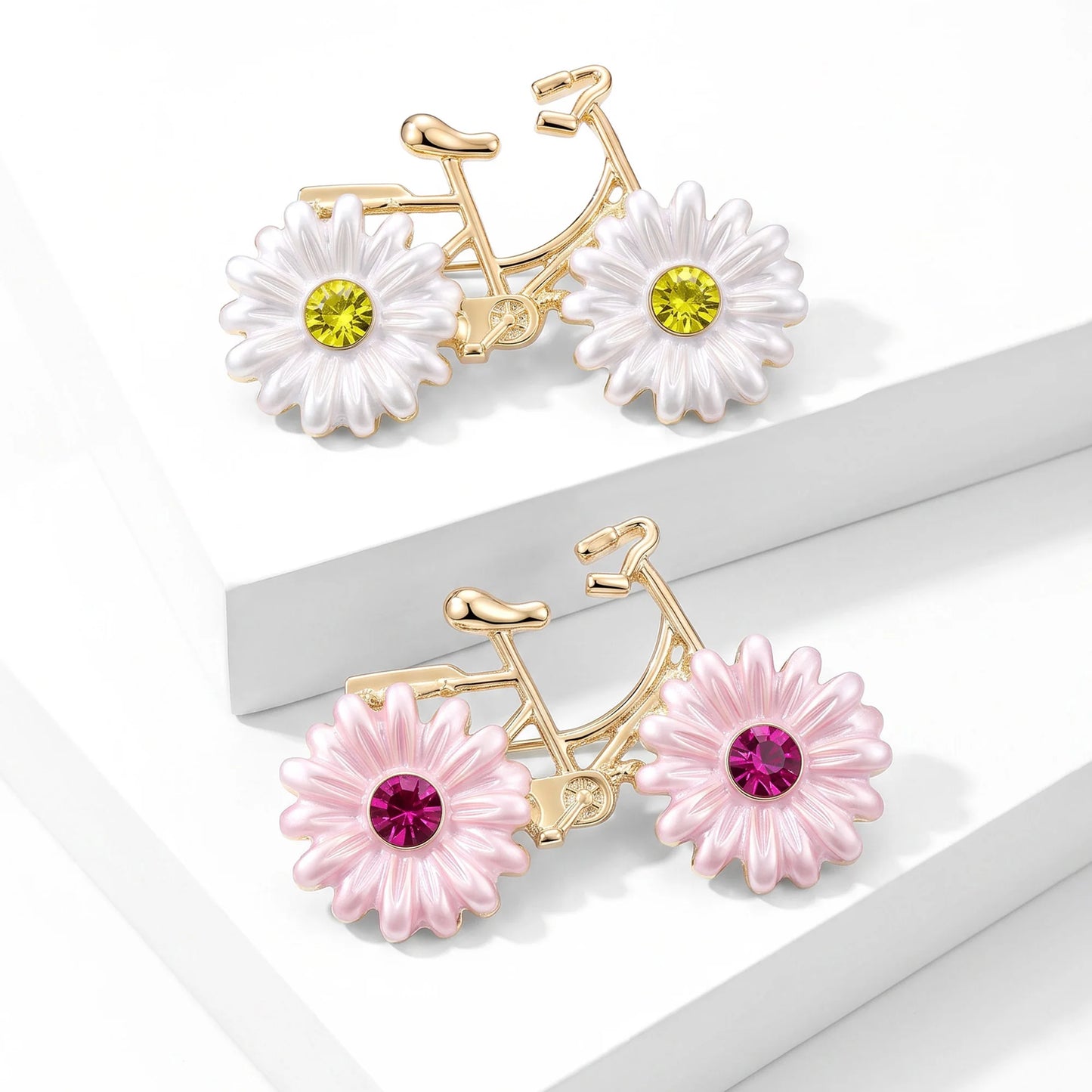 Beaut&Berry Luxury Enamel Bicycle Brooches for Women Unisex Transport Pins Casual Party Jewelry Accessories Gifts Decoration