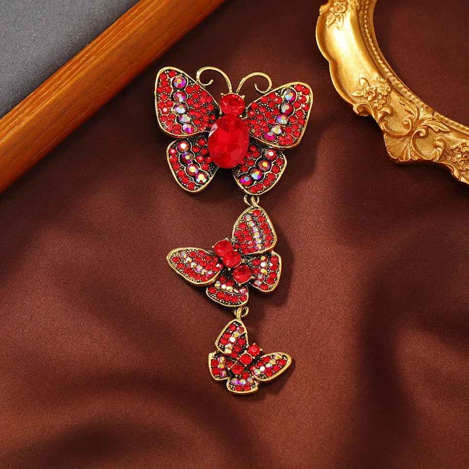 Women  Classic Vintage Luxury Crystal Butterfly Brooches Pins Exquistie Fashion Shiny Rhinestone Insect Series Accessories