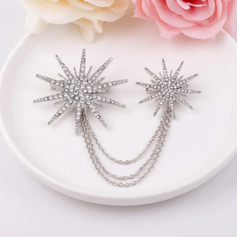 Studded Pearl Shaped Square Brooch Women Palace Style Retro Design Sense Suit Pin Niche Fashion Accessories for Lady Gift