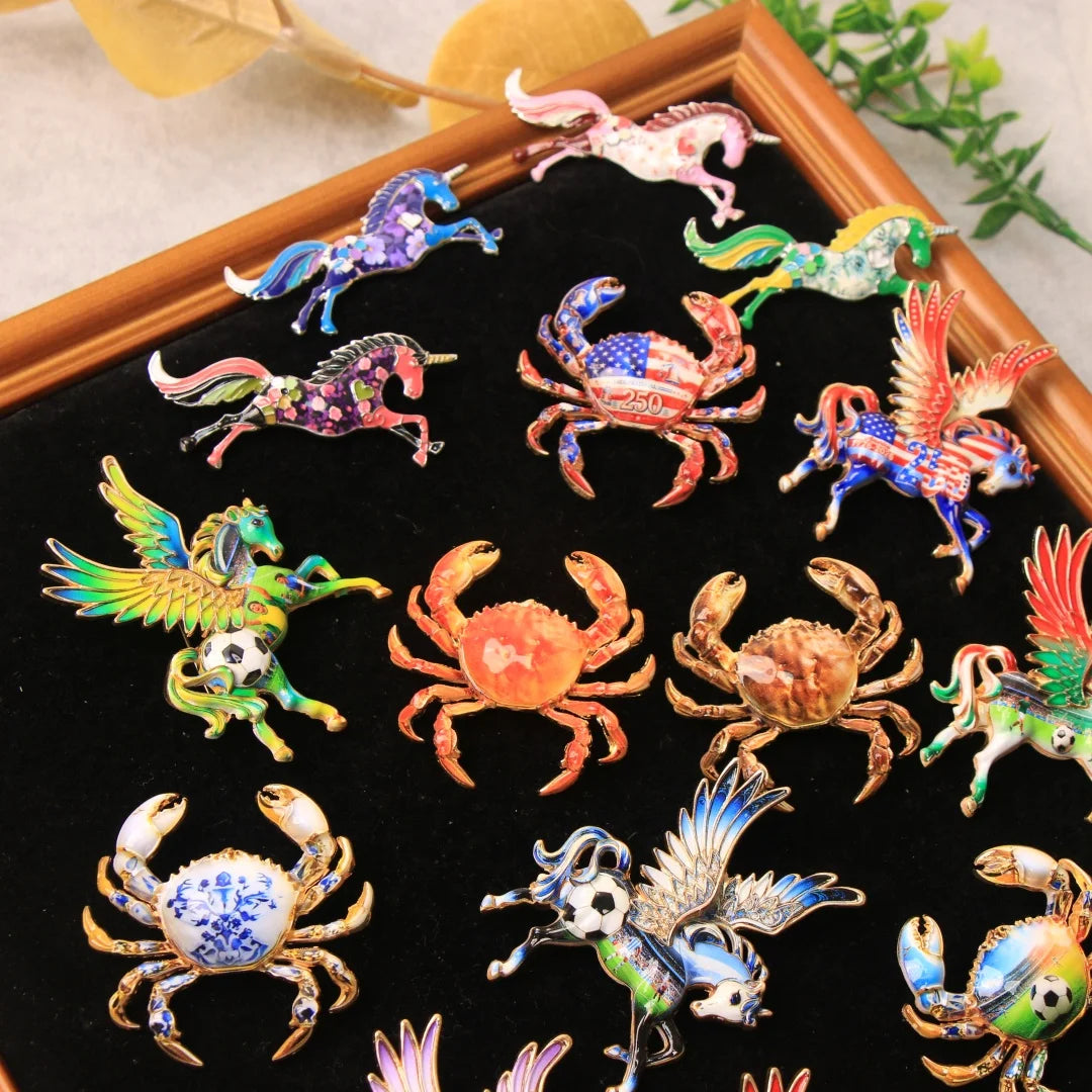 Baroque-style Luxury Enamel Alloy Crab-Design Brooch for Men and Women, Jewelry and Fashion Accessories