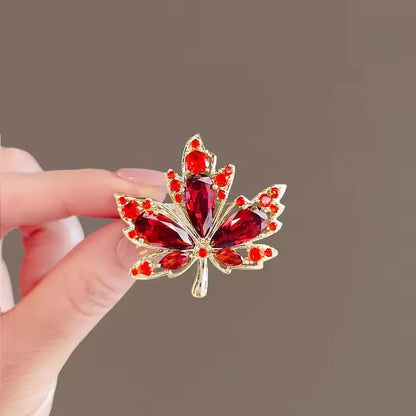 1pc Chic Maple Leaf Brooch with Shiny Rhinestones, Coconut Tree Plant Pin Jewelry Accessories - Great for Personal or Gift Use