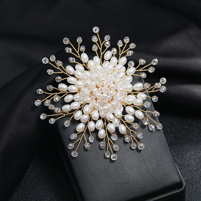 SKEDS 2022 Exquisite Luxury Women Rhinestone Flower Brooch Badges Pearl Crystal Plant Brooches High Quality Retro Pin For Lady