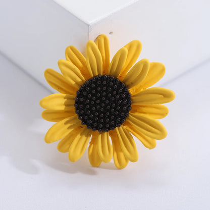 Enamel Sunflower Brooches for Women Unisex Pearl Flower Botanical Pins Banquet Party Backpack Gifts Jewelry Accessories