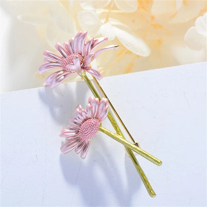 Elegant Enamel Daisy Brooch Pin Sweet Retro Y2K Jewelry Accessories Romantic Trend Daily Decoration Party Charm Trend Gift 2025