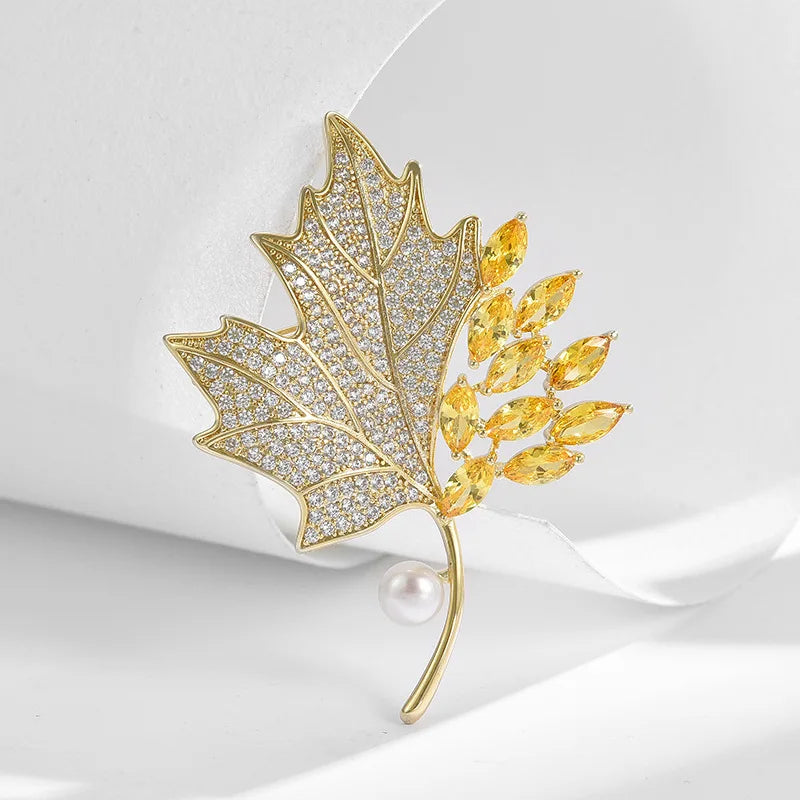 1pc Chic Maple Leaf Brooch with Shiny Rhinestones, Coconut Tree Plant Pin Jewelry Accessories - Great for Personal or Gift Use