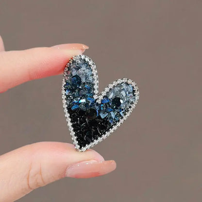 Crystal Heart Brooches Pins For Women Light Luxury Sparkling Love Brooch Sweater Coat Decoration Accessories Gifts
