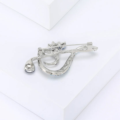 Beaut&Berry Luxury Rhinestone Music Note Brooches for Women Unisex Glamour Pins Casual Party Accessories New Year Gifts Friends
