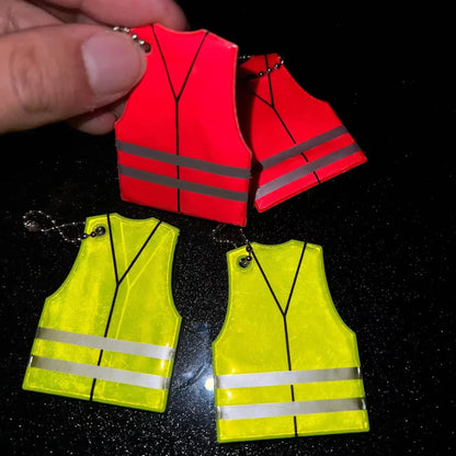 10pcs Portable Safety Reflective Pendants Safety Clothing Modeling Reflective Keychain Backpack Decoration Accessories Gifts