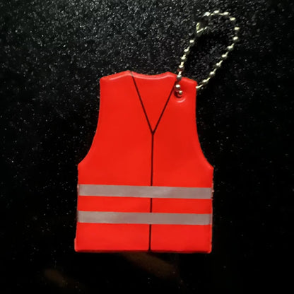 10pcs Portable Safety Reflective Pendants Safety Clothing Modeling Reflective Keychain Backpack Decoration Accessories Gifts